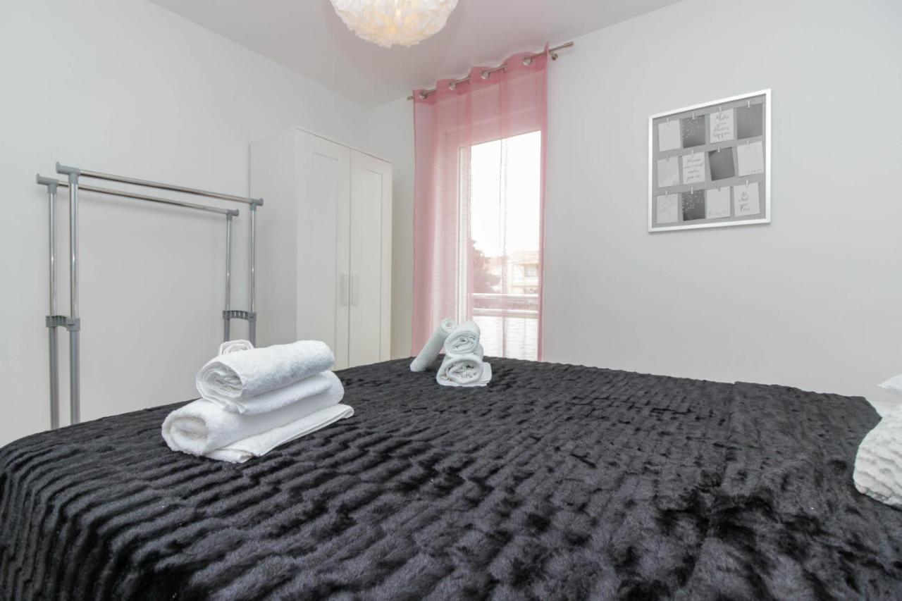 Apartman Tara Apartment Zadar Bagian luar foto