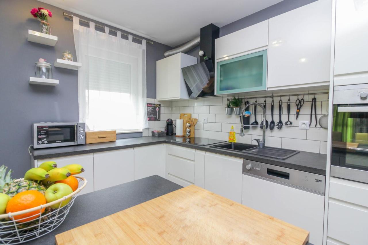 Apartman Tara Apartment Zadar Bagian luar foto