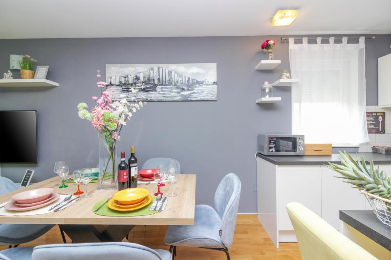 Apartman Tara Apartment Zadar Bagian luar foto