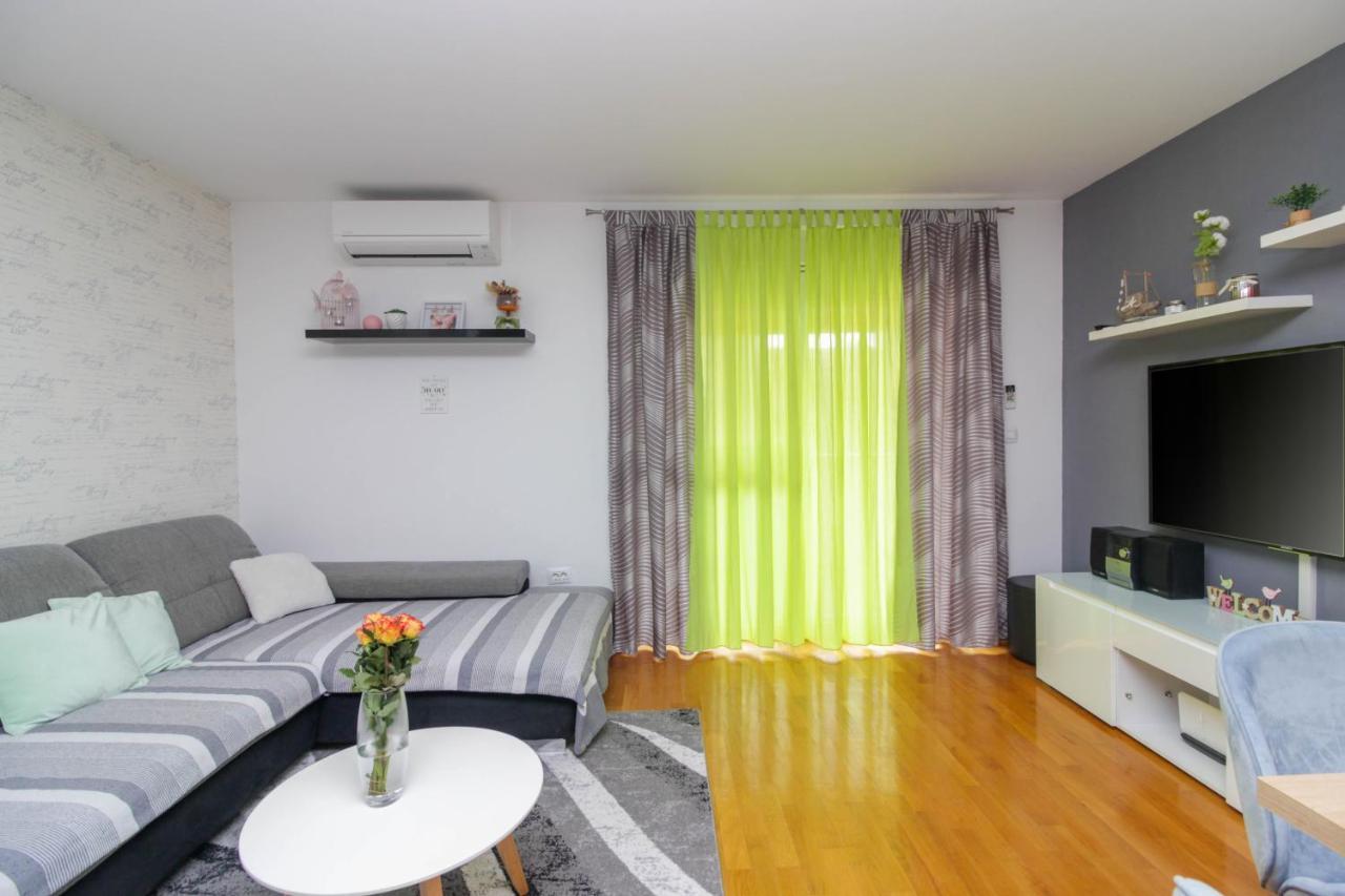Apartman Tara Apartment Zadar Bagian luar foto