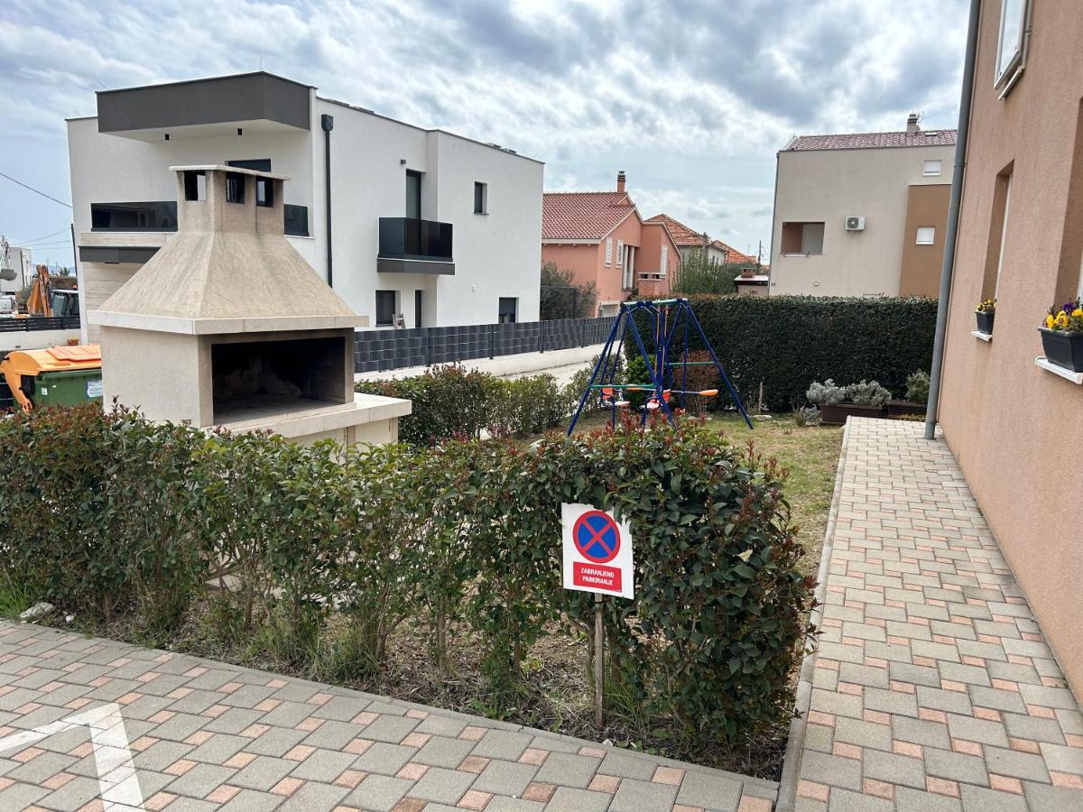 Apartman Tara Apartment Zadar Bagian luar foto